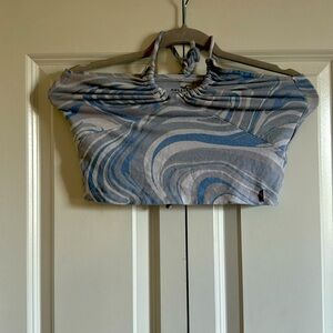 Hollister blue, white and gray crop top